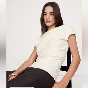WIDE RIBBED DRAPED TOP